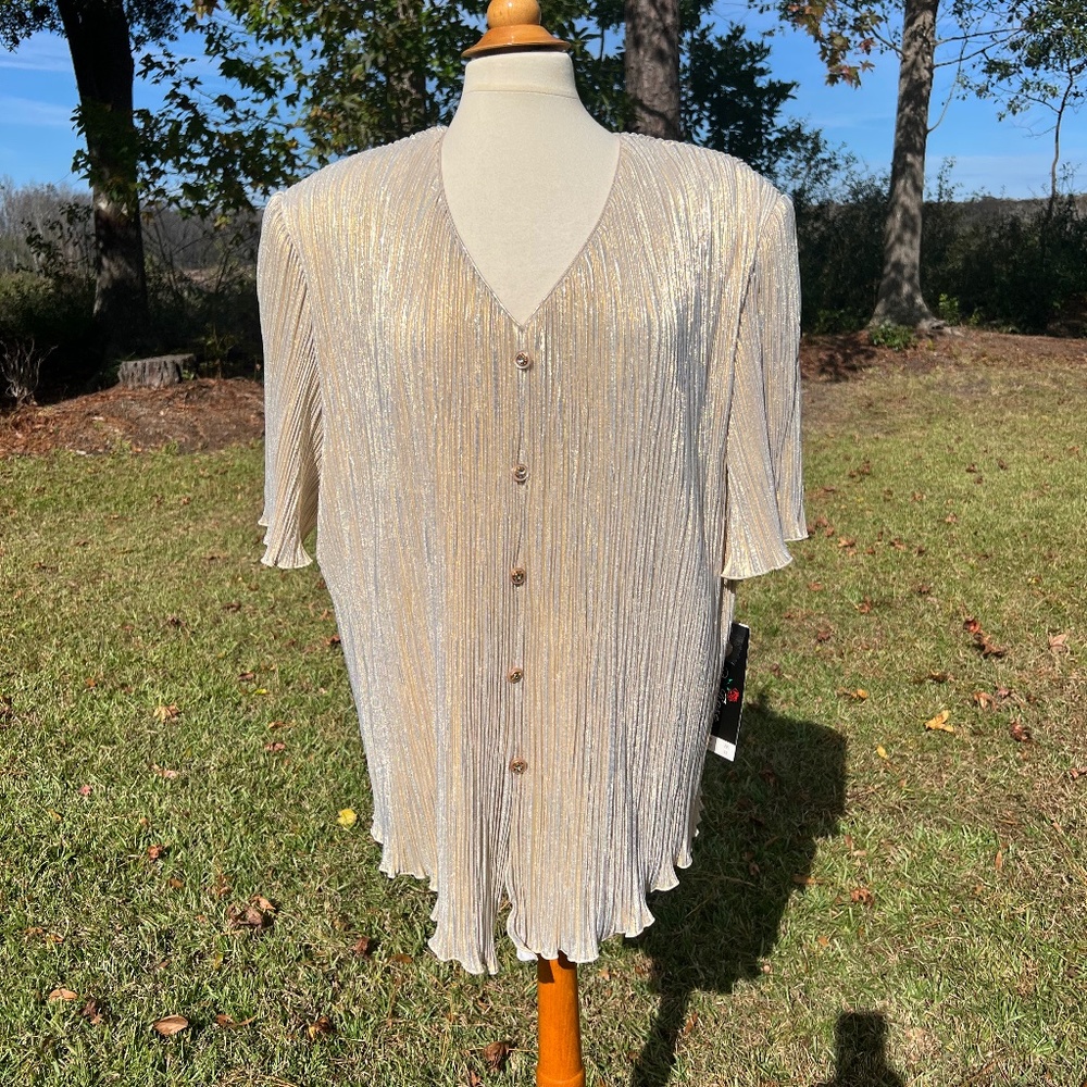 NWT Gold And Silver 4x Women Blouses